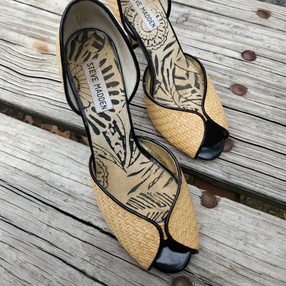 STEVE MADDEN peep toe heels